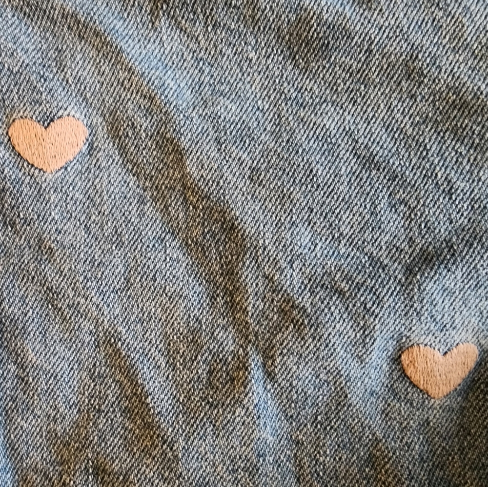 Heart Patterned Blue Jeans - Picture 3 of 4